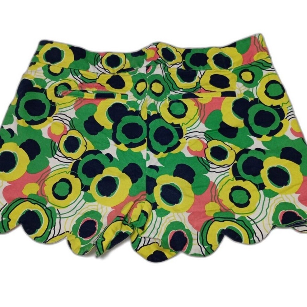 Crown & Ivy Colorful Floral Scalloped Shorts - Picture 2 of 4